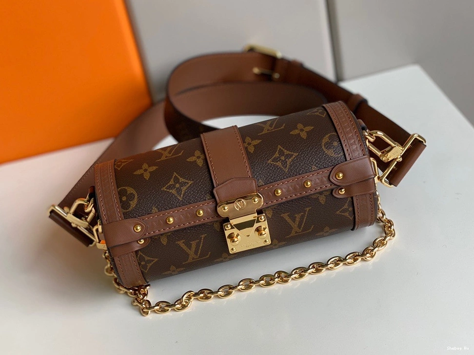 VUITTON LOUIS TRUNK PAPILLON 0816